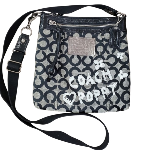 Coach Poppy Hipster Crossbody Black and Gray Rare - Picture 1 of 9